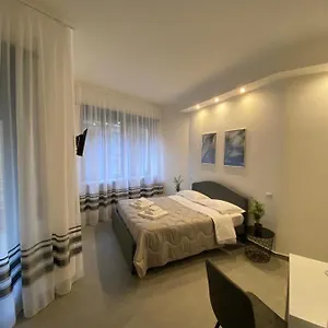  Pensión Residenza Via Verdi Italia